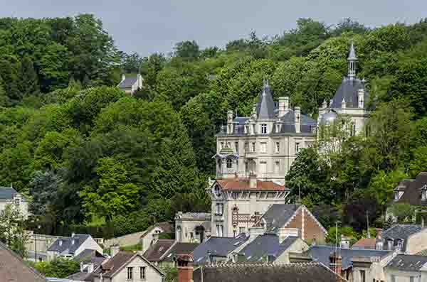 Francia - Pierrefonds 12 - castillo de Jonval.jpg